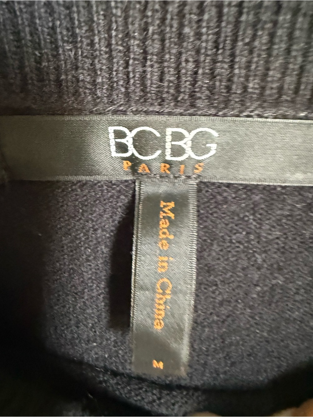 BCBG 100% Cashmere Black Boat neck Sweater with Gray Cuff Detail - Picture 3 of 7